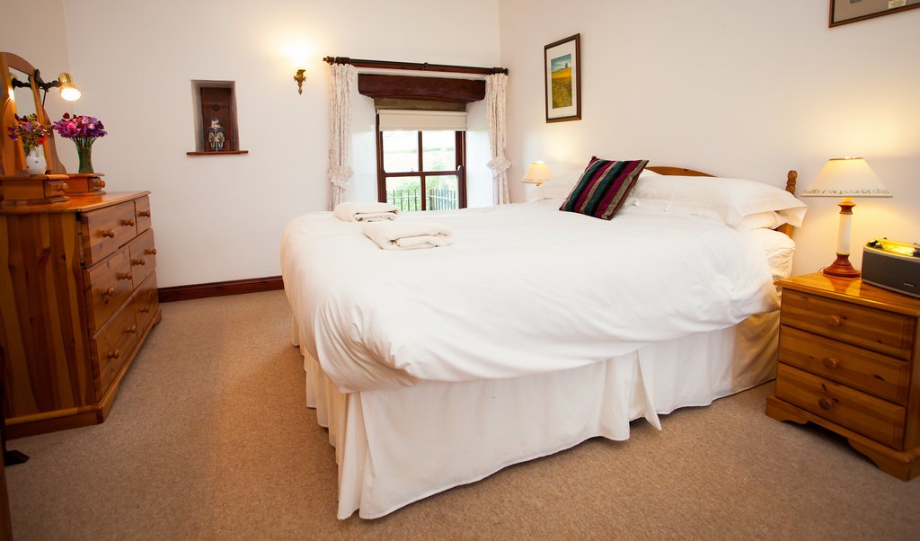 King Size Bedroom, Barn Cottage, (East Briscoe, Teesdale Accommodation)