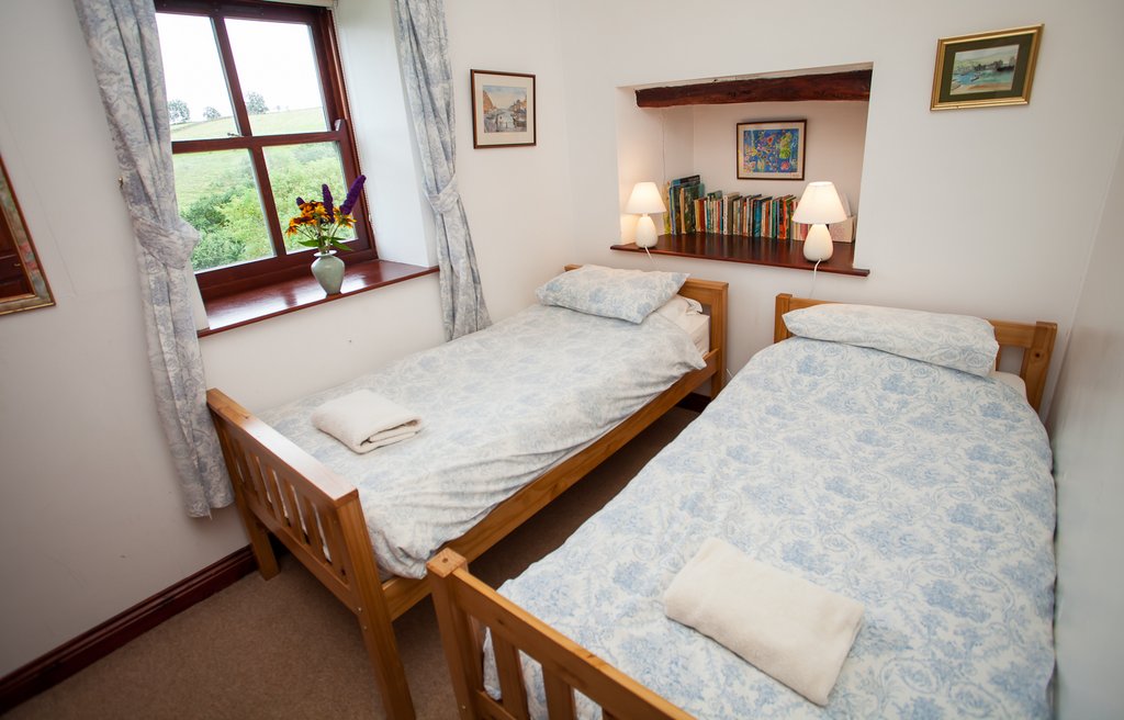 Twin Bedroom, Barn Cottage, East Briscoe (County Durham Accommodation)